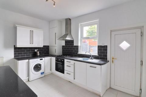 2 bedroom end of terrace house for sale, Chapel Street, Manchester M28