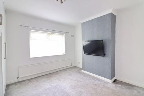 2 bedroom end of terrace house for sale, Chapel Street, Manchester M28