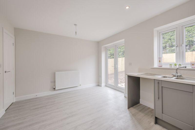 Kitchen Dining Area