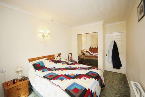 2 bedroom retirement property for sale, School Road, Alcester B49