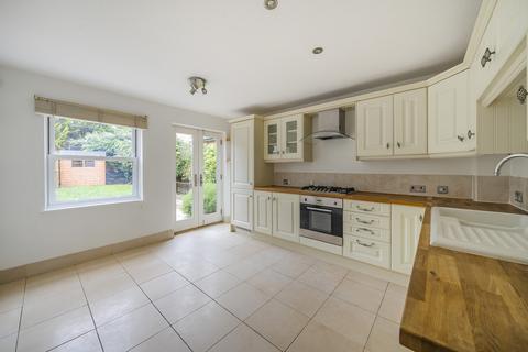 4 bedroom detached house to rent, Alexandra Road