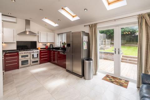 40 Birchgate, Wollescote, Stourbridge, DY9 8XN