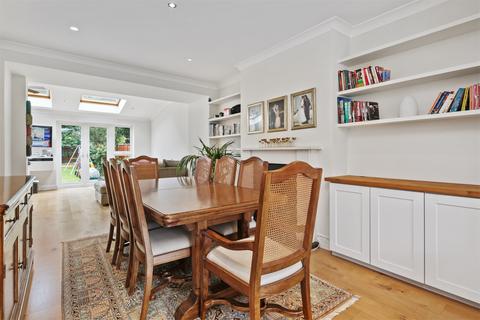 6 bedroom semi-detached house to rent, Delamere Road, Ealing, W5