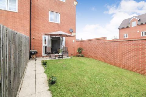 4 bedroom end of terrace house for sale, Norcott Mead, Bedford MK42