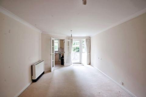 1 bedroom retirement property for sale, 59 Massetts Road, Horley RH6