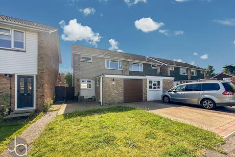 3 bedroom semi-detached house for sale, Crosstree Walk, Colchester