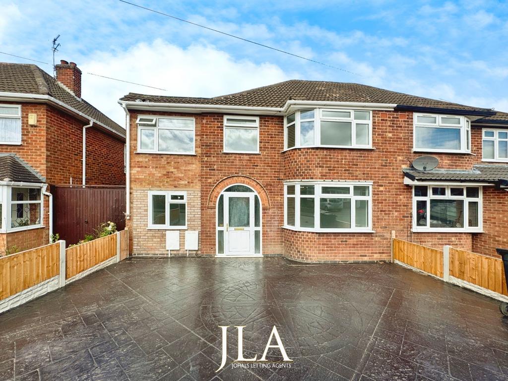 Wigston LE18 5 bed semidetached house to rent £1,600 pcm (£369 pw)