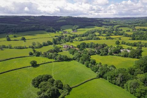 4 bedroom cottage for sale, High Street, Burwash