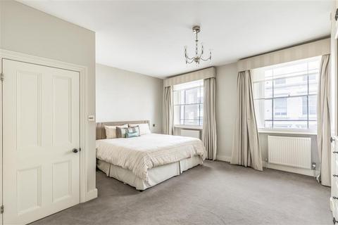 4 bedroom flat for sale, London SW7