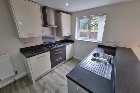 3 bedroom detached house to rent, Higham Lane, Dodworth