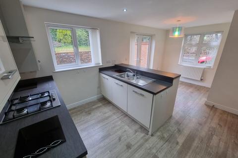 3 bedroom detached house to rent, Higham Lane, Dodworth