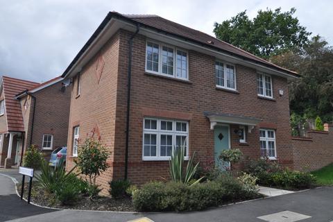 3 bedroom detached house to rent, Higham Lane, Dodworth