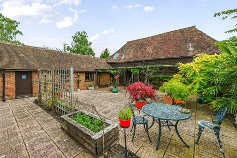 5 bedroom barn conversion for sale, Marden Road, Staplehurst, Kent, TN12 0PD