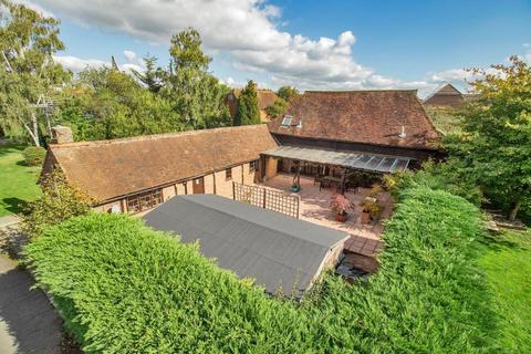 5 bedroom barn conversion for sale, Marden Road, Staplehurst, Kent, TN12 0PD