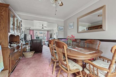 21 Cambridge Drive, Wisbech, PE13 1SE