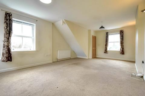 2 bedroom semi-detached house to rent, Main Street, Elloughton, Brough, East Yorkshire, HU15