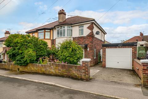 3 bedroom semi-detached house for sale, Merton Gardens, Farsley, Pudsey, LS28