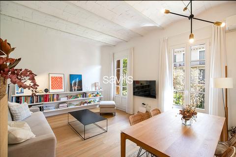 2 bedroom apartment, Flat For Sale In Eixample, Eixample, Barcelona