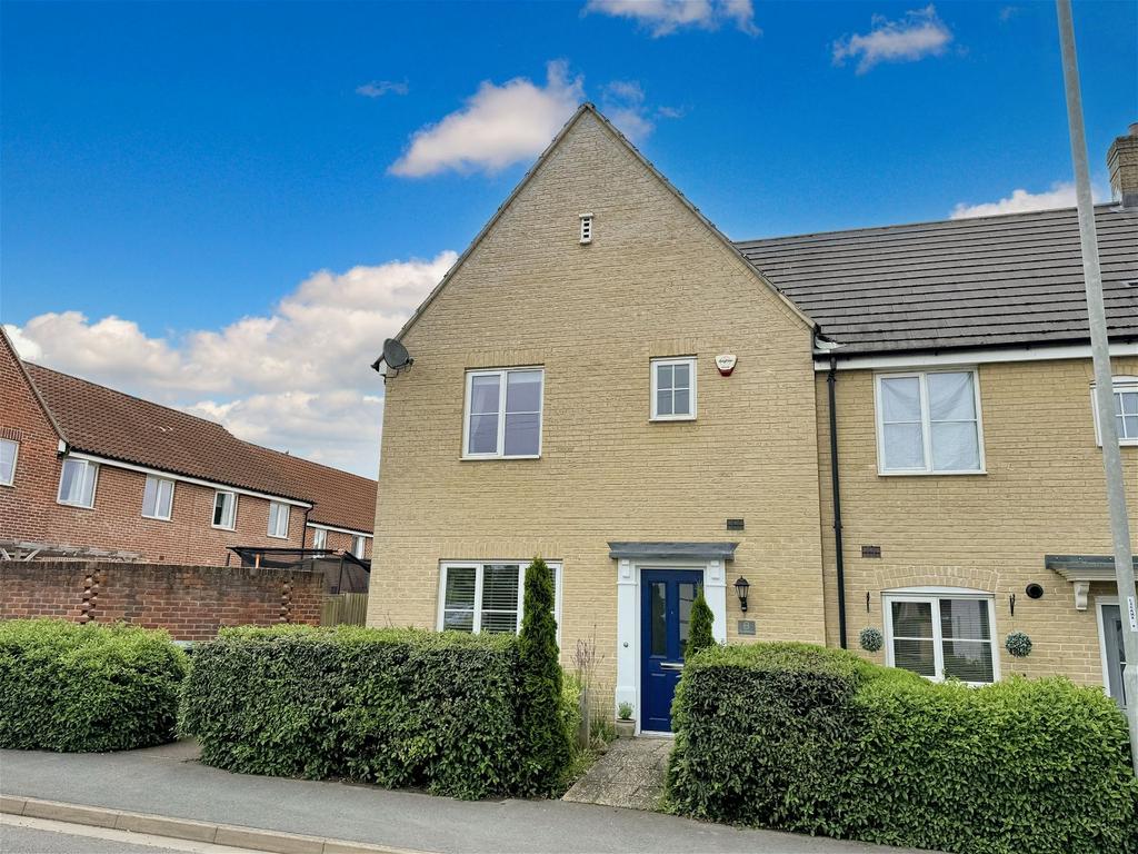 The Mallows, Fordham Road, Soham 3 bed end of terrace house for sale