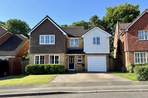 4 bedroom detached house for sale, Canon Woods Way, Ashford, Kent