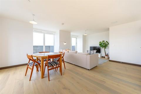 Flat 604, 4 Station Square, Cambridge, CB1 2GE