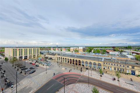 Flat 604, 4 Station Square, Cambridge, CB1 2GE