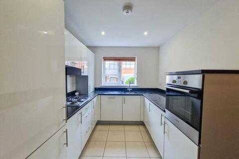 2 bedroom house to rent, Heather Hill Close, Earley, Reading, Berkshire, RG6