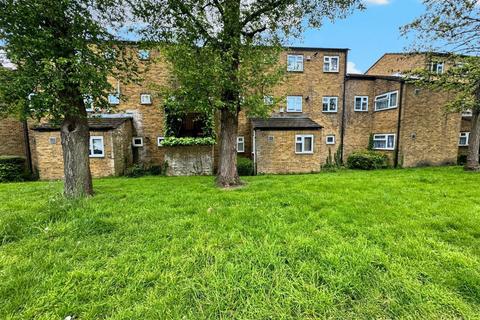 91 Cobden Close, Uxbridge, UB8 2YH