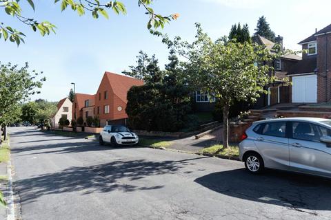 3 bedroom terraced house for sale, Purley Downs Road, South Croydon, Croydon, CR2