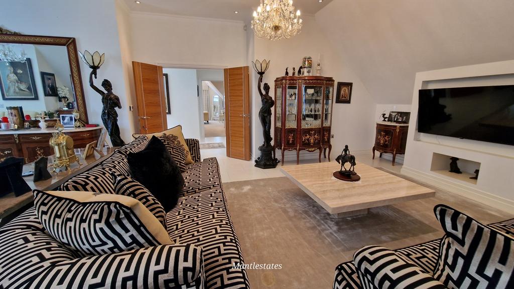 Lounge area