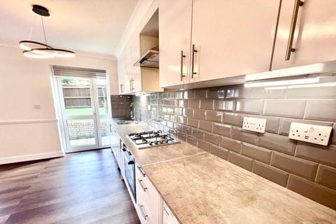 22 Oakengates, Bracknell, RG12 7QJ