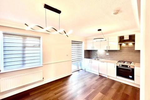22 Oakengates, Bracknell, RG12 7QJ