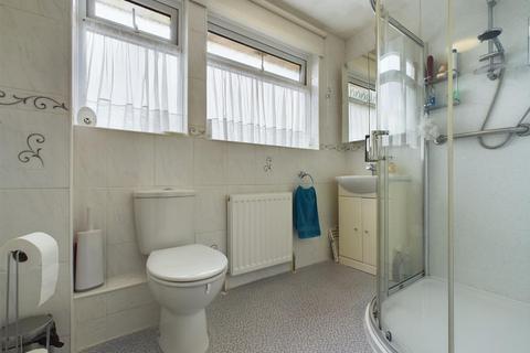 60 Ash Road, Crawley, RH10 1SH