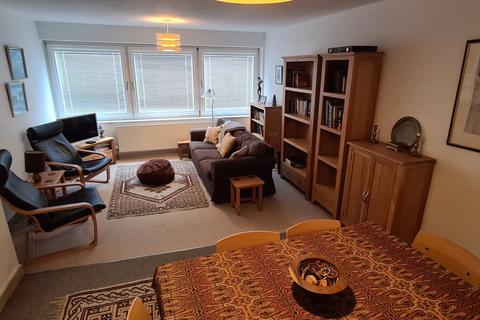 2 bedroom flat to rent, Pentlands Court, Cambridge