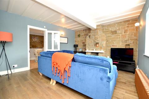 3 bedroom terraced house for sale, Carr Road, Calverley, Pudsey, West Yorkshire