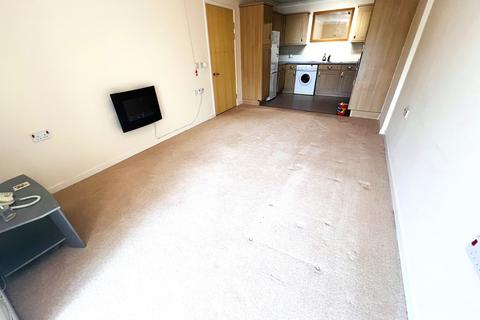 2 bedroom flat for sale, Winehala Court, Willenhall