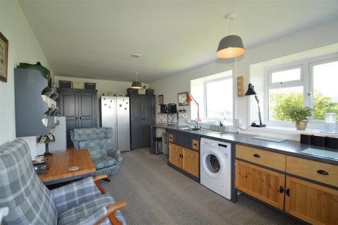 2 bedroom detached bungalow for sale, Hillcrest, Llanfyllin, SY22 5LD