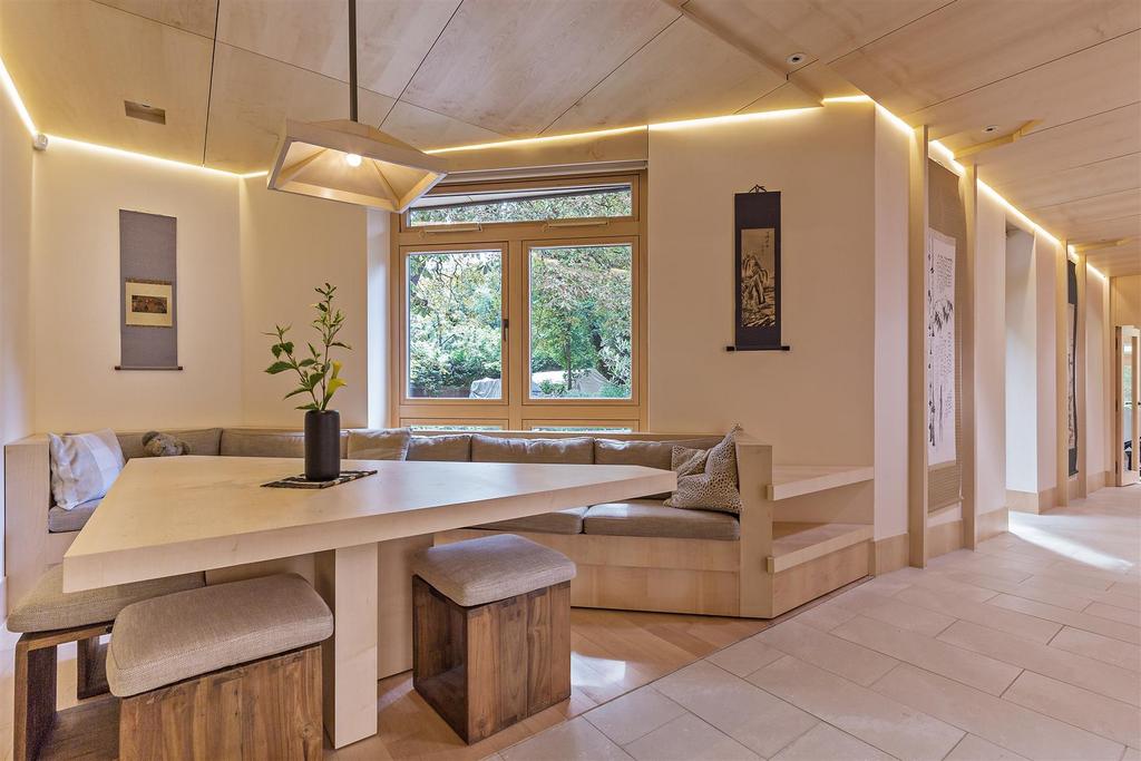 10 Pondwicks Close-92.jpg
