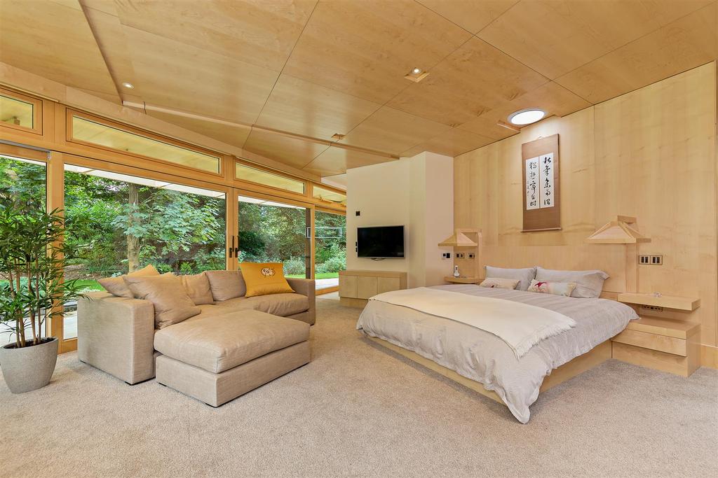 10 Pondwicks Close-58.jpg