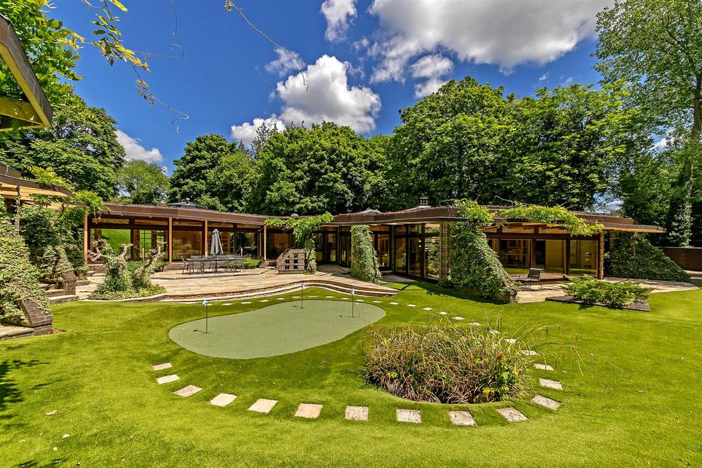 10 Pondwicks Close-15.jpg