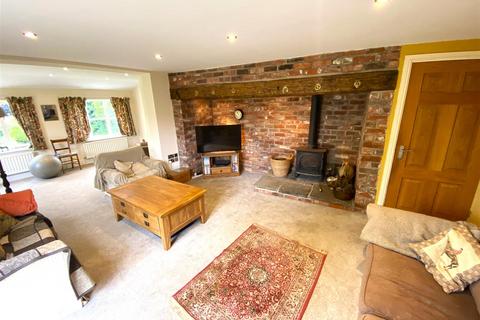 4 bedroom detached house for sale, Hanmer, Whitchurch