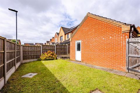 3 bedroom detached house for sale, Yew Drive, Bottesford