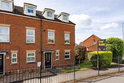 19 Olive Drive, Scunthorpe, DN16 3FW