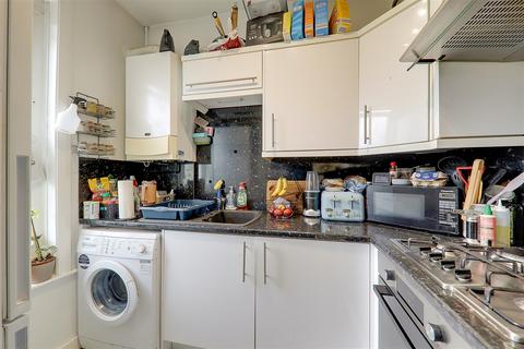 1 bedroom flat for sale, Tarring Road, Worthing BN11