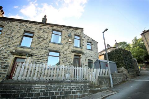 4 bedroom terraced house for sale, Thornfield Street, Greetland HX4