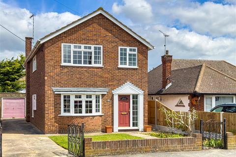 4 bedroom detached house for sale, Warwick Road, Rayleigh SS6