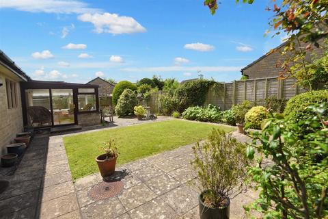 3 bedroom detached bungalow for sale, Freame Way, Gillingham