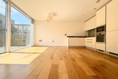 1 bedroom apartment to rent, Halyards Court, Durham Wharf Drive, Brentford