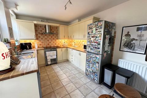 6 Alexandra Road, Hornsea, HU18 1PU