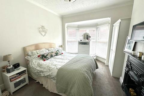 6 Alexandra Road, Hornsea, HU18 1PU